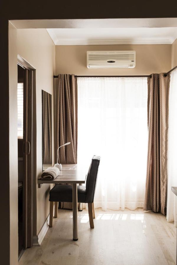 If Not Why Not Guesthouse Potchefstroom Exterior foto